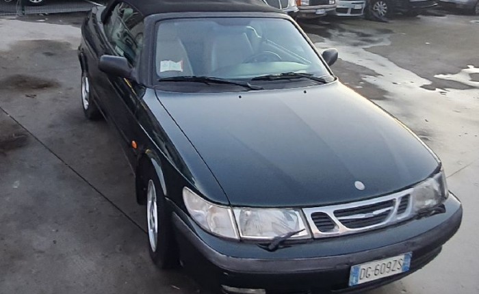 SAAB 900 Cabrio 2.0i 16v se